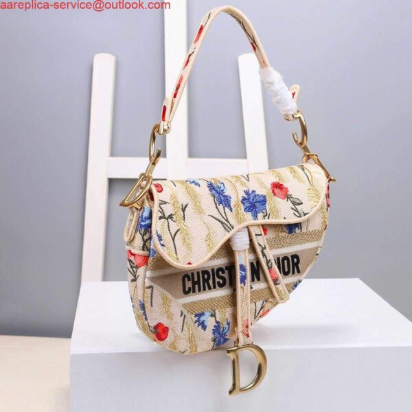 Replica Dior M0446 Dior Multicolor Flowers Embroidery Saddle Bag 3