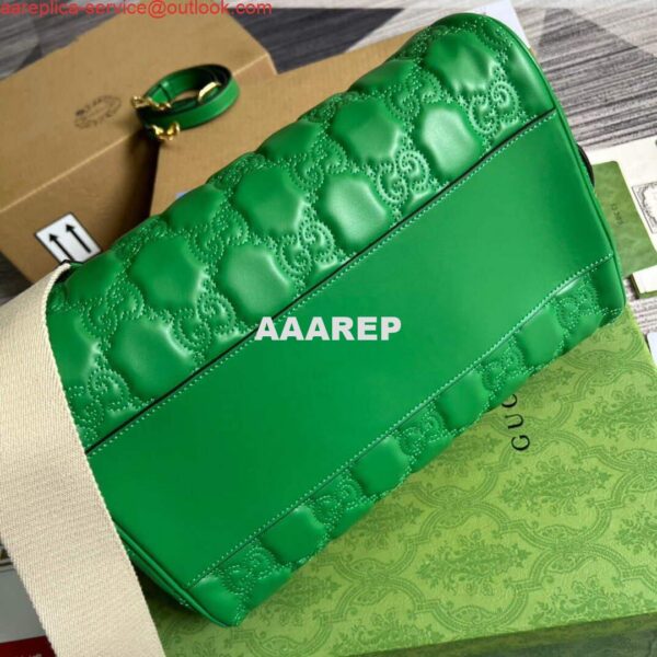 Replica Gucci 702242 GG matelassé leather shoulder bag Bright green 6