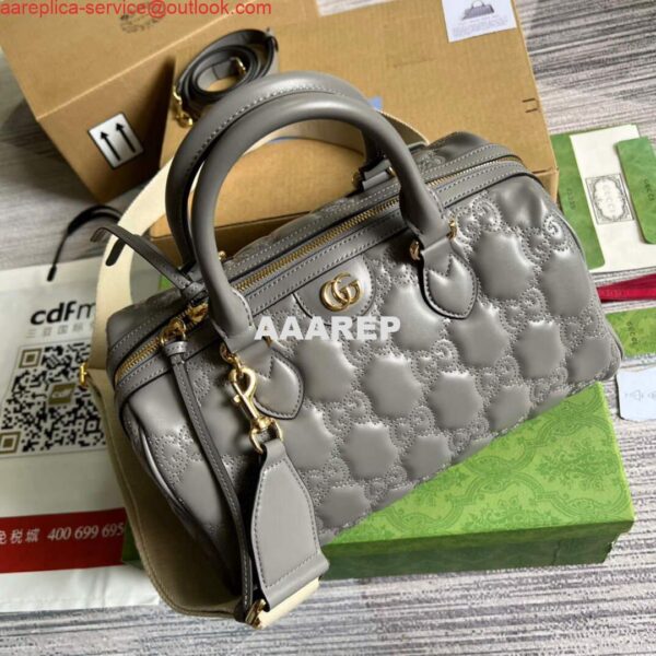 Replica Gucci 702242 GG matelassé leather shoulder bag Dusty grey 3