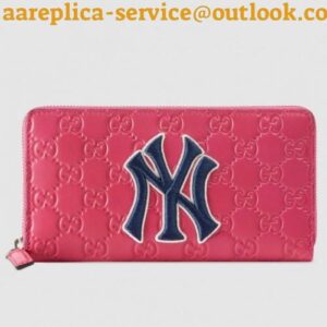 Replica Gucci Pink Signature Zip Around Wallet With NY Yankees Patch