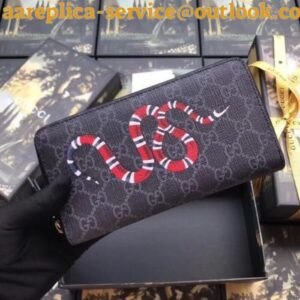 Replica Gucci Zip Around Wallet In Black Kingsnake Print GG Supreme 2