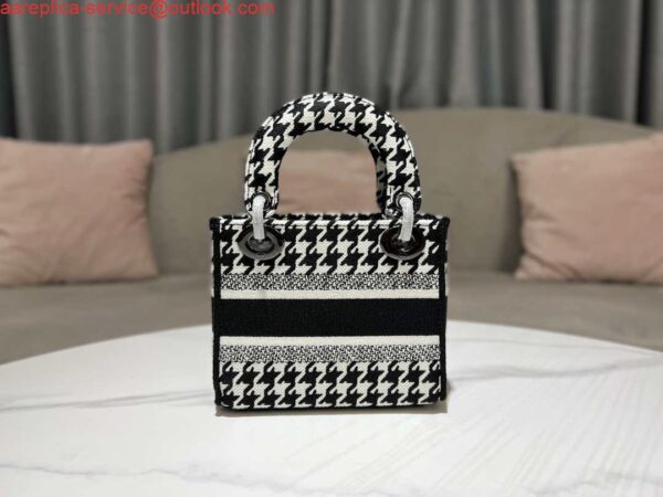 Replica Dior M0500 MINI Lady D-LITE Bag Black and White Houndstooth Embroidery 3