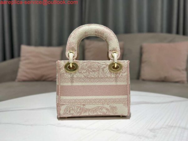 Replica Dior M0500 MINI Lady D-LITE Bag Pink Toile de Jouy Embroidery 4