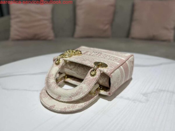 Replica Dior M0500 MINI Lady D-LITE Bag Pink Toile de Jouy Embroidery 7