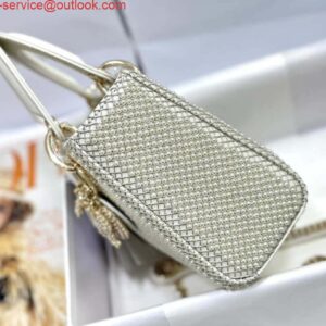 Replica Dior M0505 Mini Dior Lady Bag White Embroidered white resin beads 2