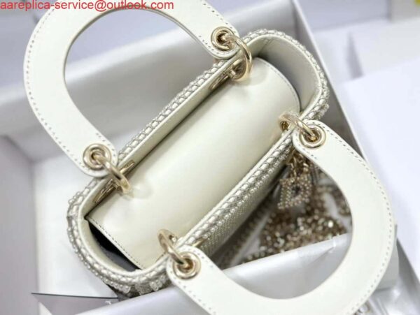 Replica Dior M0505 Mini Dior Lady Bag White Embroidered white resin beads 8