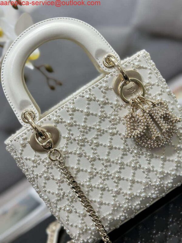 Replica Dior M0505 Mini Lady Bag White Embroidered half pearl 4