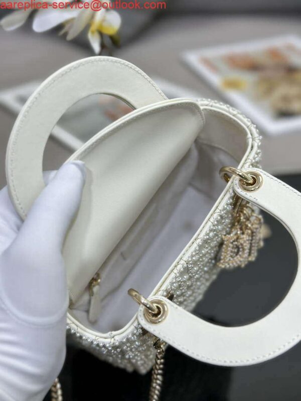 Replica Dior M0505 Mini Lady Bag White Embroidered half pearl 7