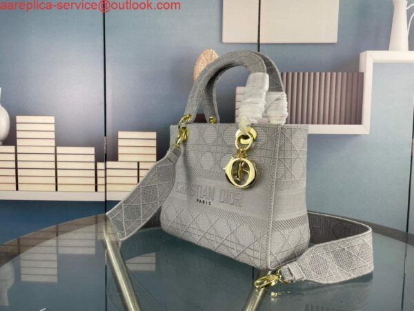 Replica Dior Medium Lady D-Life Bag M0565 Cannage Embroidery Grey