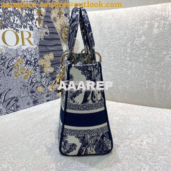 Replica Dior Medium Lady D-Lite Bag Blue Toile de Jouy Embroidery M056 4