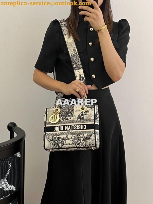 Replica Dior Medium Lady D-Lite Bag Latte and Black Zodiac Embroidery 10