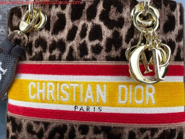 Replica Dior M0565 Medium Lady D-Life Bag Beige Multicolor Mizza Embroidery With Yellow 3