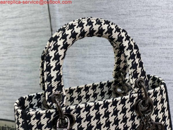 Replica Dior M0565 Medium Lady D-Life Bag Black and White Houndstooth Embroidery 5