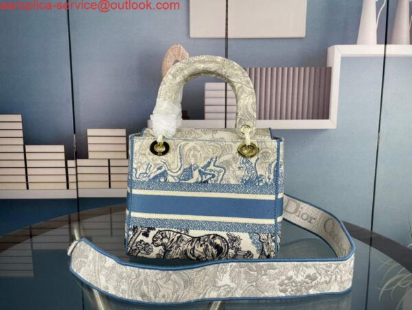 Replica Dior M0565 Medium Lady D-Life Bag Blue Toile de Jouy Embroidery 2