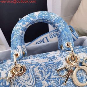 Replica Dior M0565 Medium Lady D-Life Bag Cornflower Blue Toile de Jouy Embroidery 2