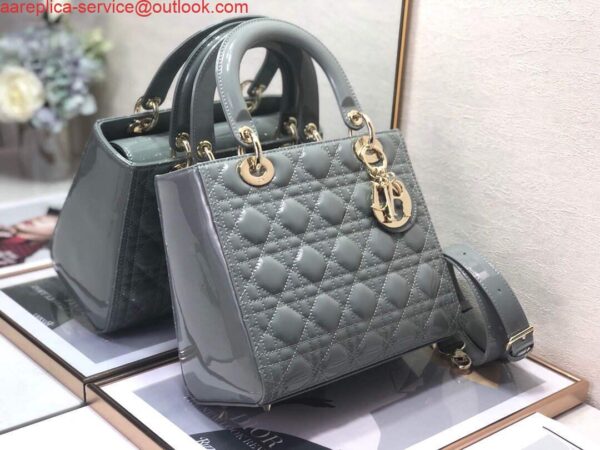 Replica Dior M0565 Medium Lady Dior Patent Cannage Calfskin Bag Gray 3