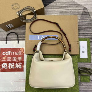 Replica Gucci 746124 Gucci Diana Medium Shoulder Bag White