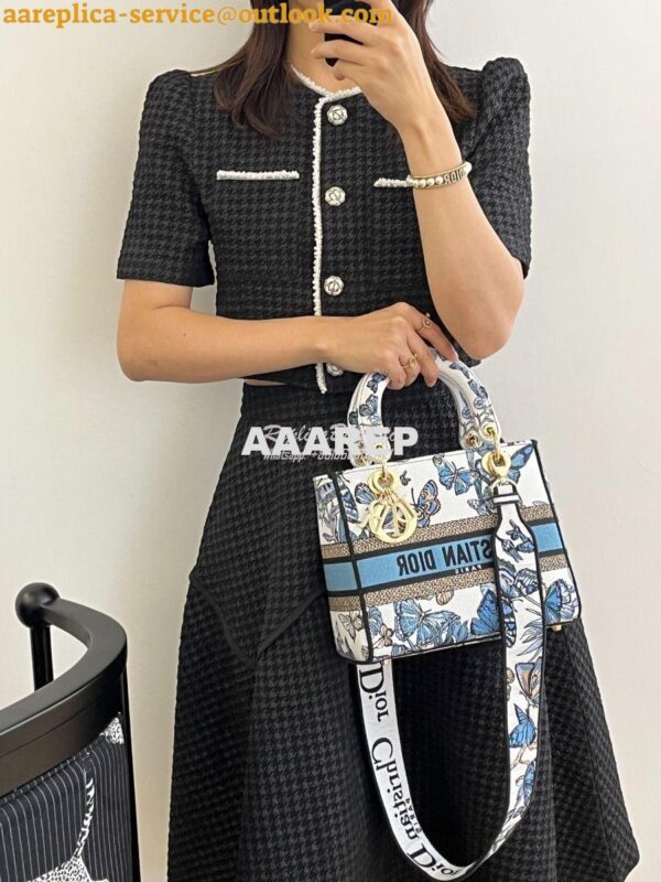 Replica Dior Medium Lady D-Lite Bag White and Pastel Midnight Blue Toi 11