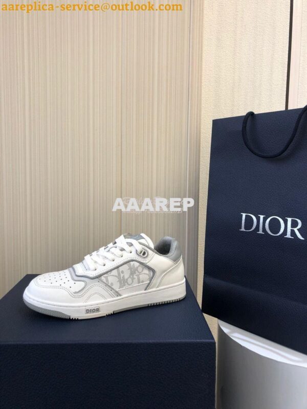 Replica Dior B27 Low-Top Sneaker White and Gray Smooth Calfskin with W 5