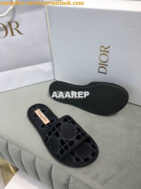 Replica Dior Chez Moi Slide Cannage Embroidered Velvet KCQ488 Black 7