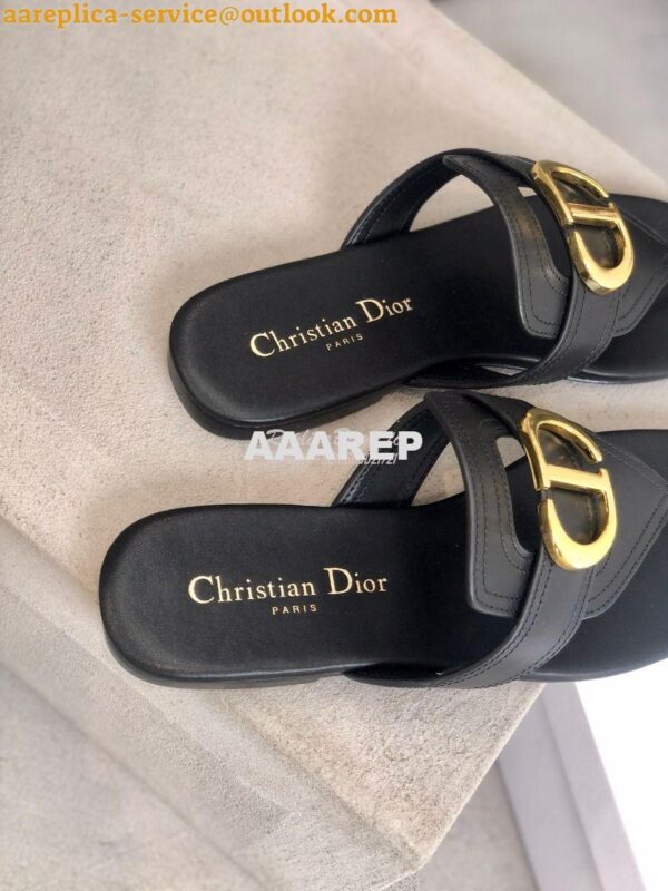 Replica Dior 30 Montaigne Flat Thong KCQ386 Black 9