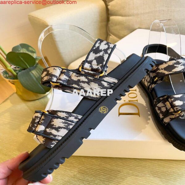 Replica Dior Women's Slippers Designer Dior Sandals Flats Shoes D81193 6