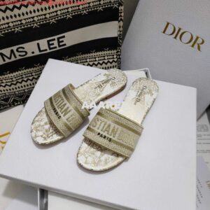 Replica Dior Women's Slippers Designer Dior Sandals Flats Shoes D81205 2