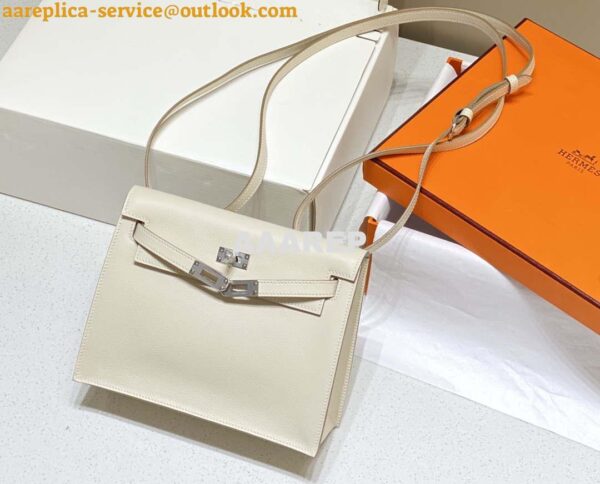 Replica Hermes Evercolor Kelly Danse II 22cm Leather Crossbody Bag H20367 White Silver 3