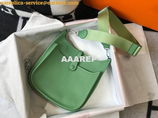 Replica Hermes H083435 Evelyne III 29 Shoulder Bag Silver Hardware Light Green 4