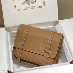 Replica Hermes H074774CK37 Steve light messenger bag Brown