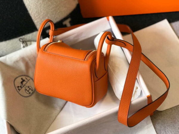 Replica Hermes H079086CK18 Lindy Mini Bag 19cm Semi-manual H231908 3