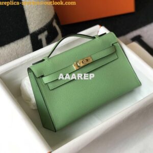 Replica Hermes Mini Kelly Pouchette Epsom Leather H230229 Green 2