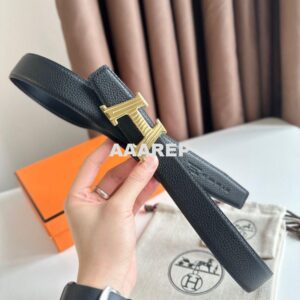 Replica Hermes H Take Off Reversible Belt 32MM in Black Clemence Leather 2