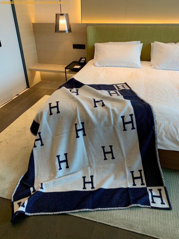 Replica Hermes Avalon Throw Blanket in Blue Wool and Cashmere 2