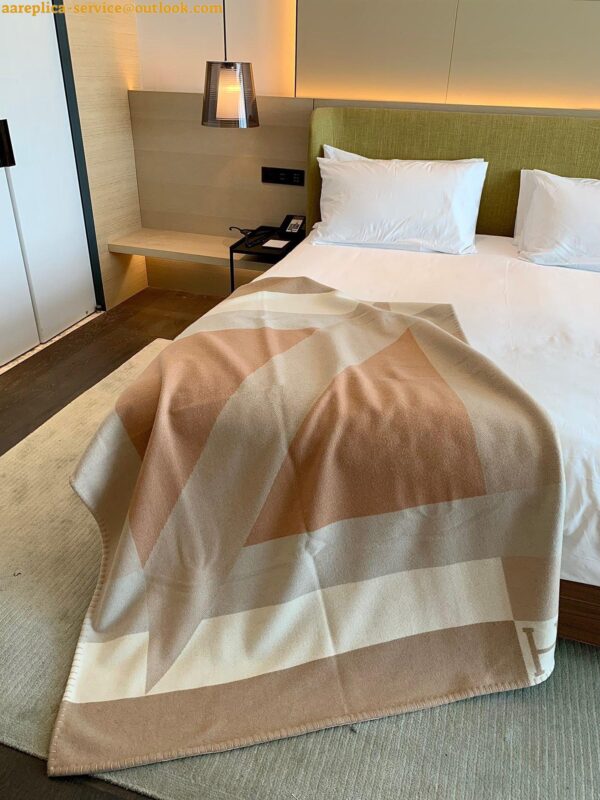 Replica Hermes H Drapeau Blanket in Naturel and Grege Cashmere 9