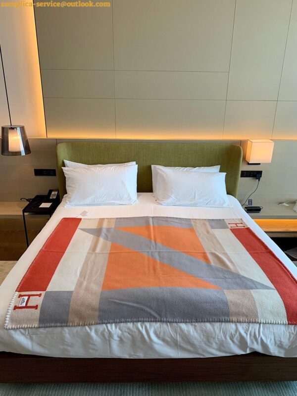 Replica Hermes H Drapeau Blanket in Terracotta and Grey Cashmere 9