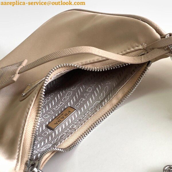 Replica Prada Re-Edition 2005 Shoulder Bag In Beige Raffia 10