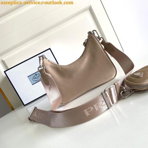 Replica Prada Re-Edition 2005 Shoulder Bag In Beige Re-Nylon 6