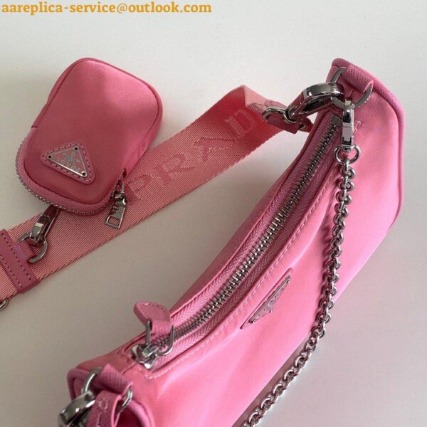 Replica Prada Re-Edition 2005 Shoulder Bag In Pink Raffia 11