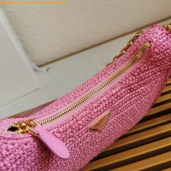 Replica Prada Re-Edition 2005 Shoulder Bag In Pink Raffia 21