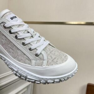 Replica Dior Men's B28 Low-top Sneakers In White Oblique Jacquard