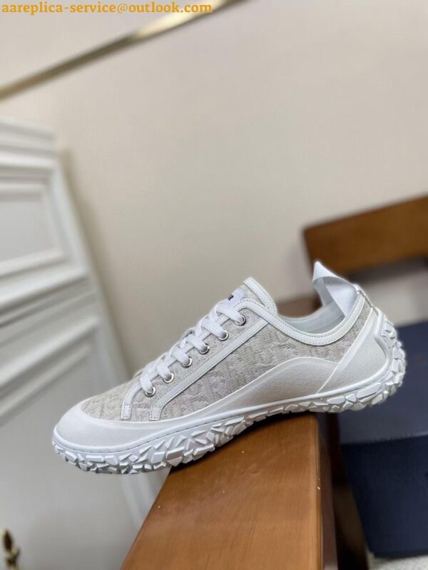 Replica Dior Men's B28 Low-top Sneakers In White Oblique Jacquard 18