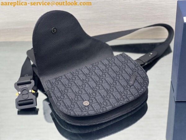 Replica Dior Men's Saddle Pouch in Black Dior Oblique Jacquard 11