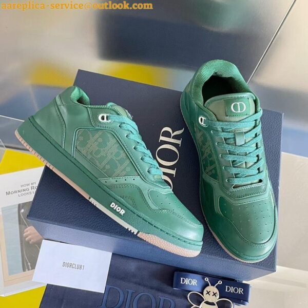 Replica Dior Men's B27 World Tour Sneakers In Green Leather 7