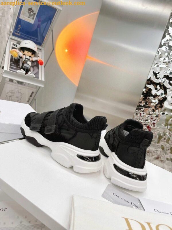 Replica Dior D-Wander Sneakers In Black Camouflage Technical Fabric 9