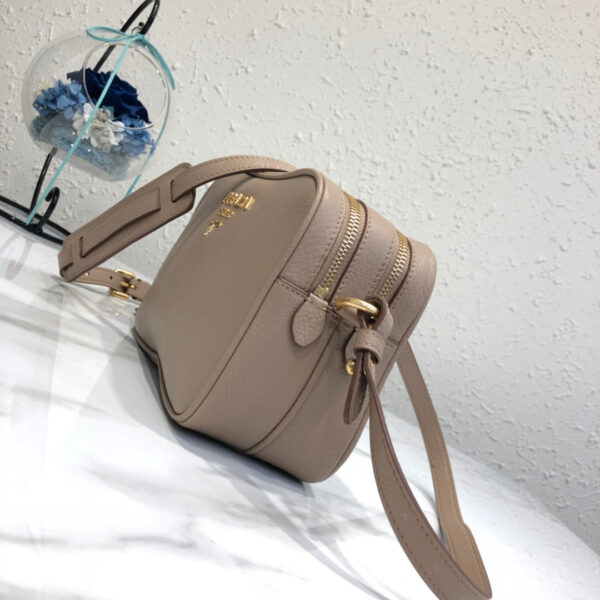 Replica Prada 1BH082 Leather bag with shoulder strap Light Pink Gold 3