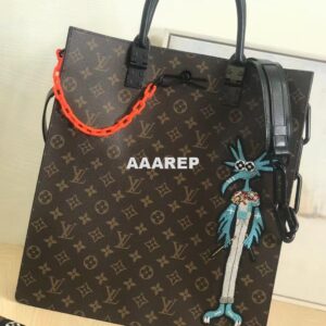 Replica Louis Vuitton Sac Plat LV M45667