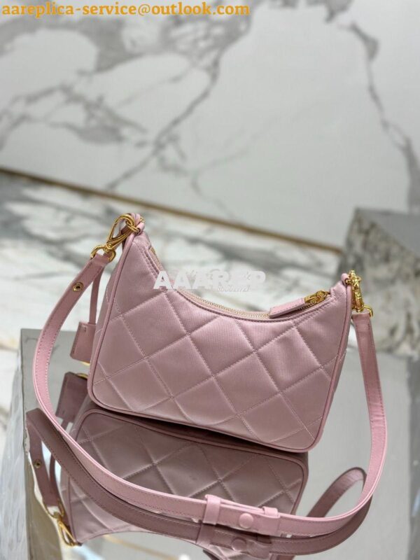 Replica Prada Re-Edition 1995 Chaîne Re-Nylon mini-bag 1BC204 Alabaste 12