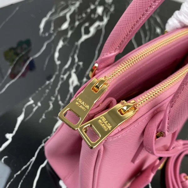 Replica Prada 1BA906 Prada Galleria Saffiano leather mini-bag Pink 5