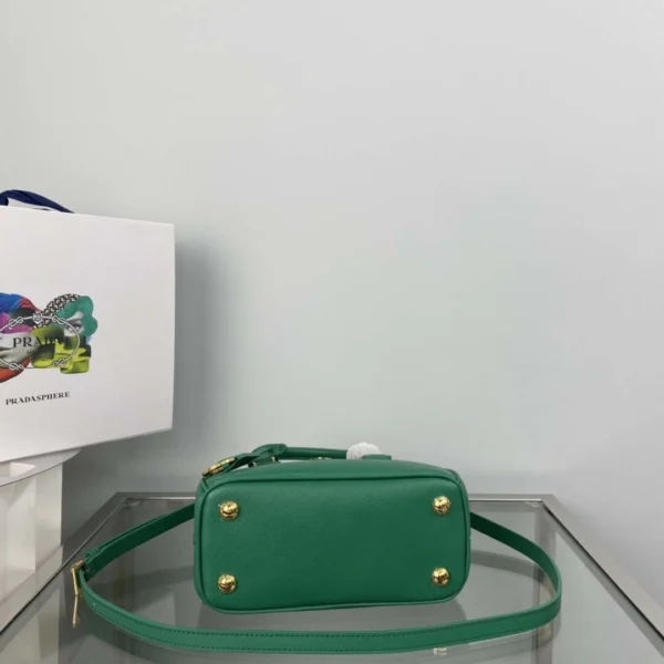 Replica Prada 1BA906 Prada Galleria Saffiano leather mini-bag Green 6